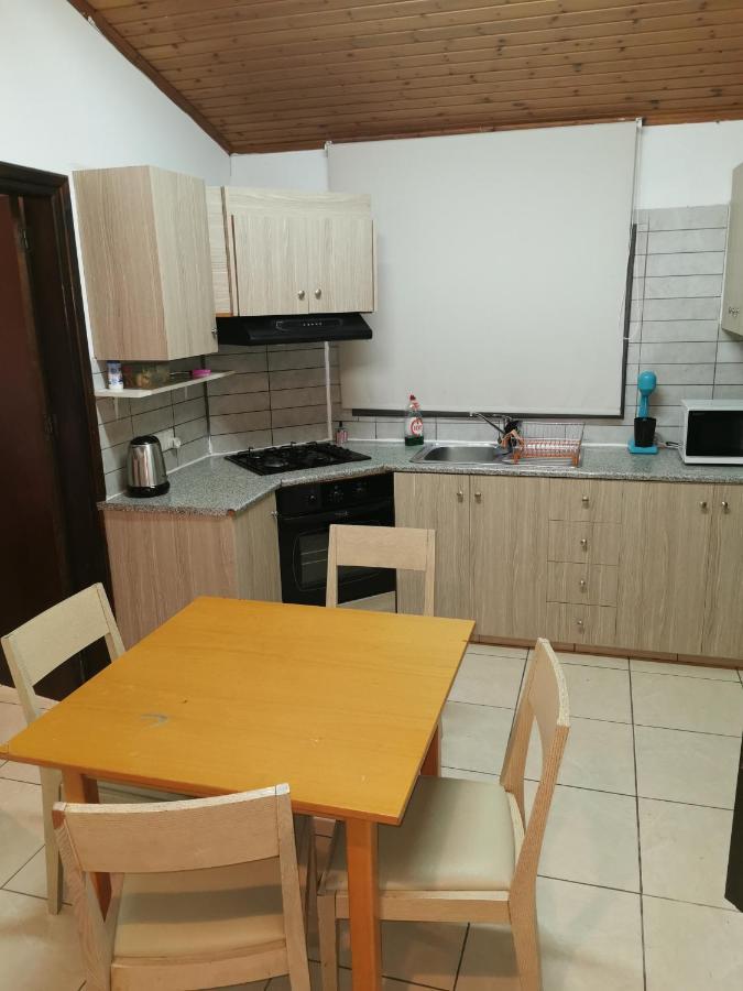 Strovolos Rooms Studios Λευκωσία Εξωτερικό φωτογραφία
