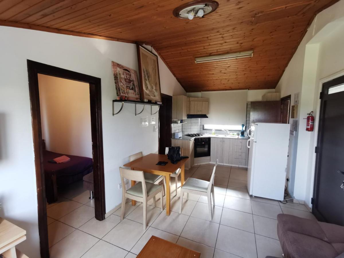 Strovolos Rooms Studios Λευκωσία Εξωτερικό φωτογραφία