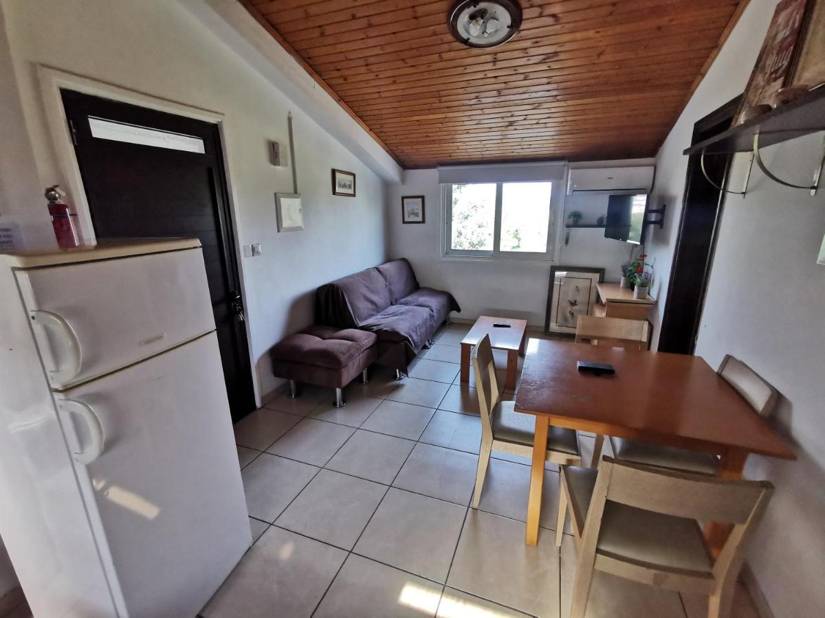 Strovolos Rooms Studios Λευκωσία Εξωτερικό φωτογραφία