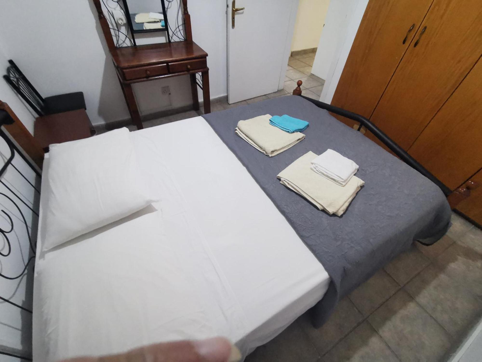 Strovolos Rooms Studios Λευκωσία Δωμάτιο φωτογραφία
