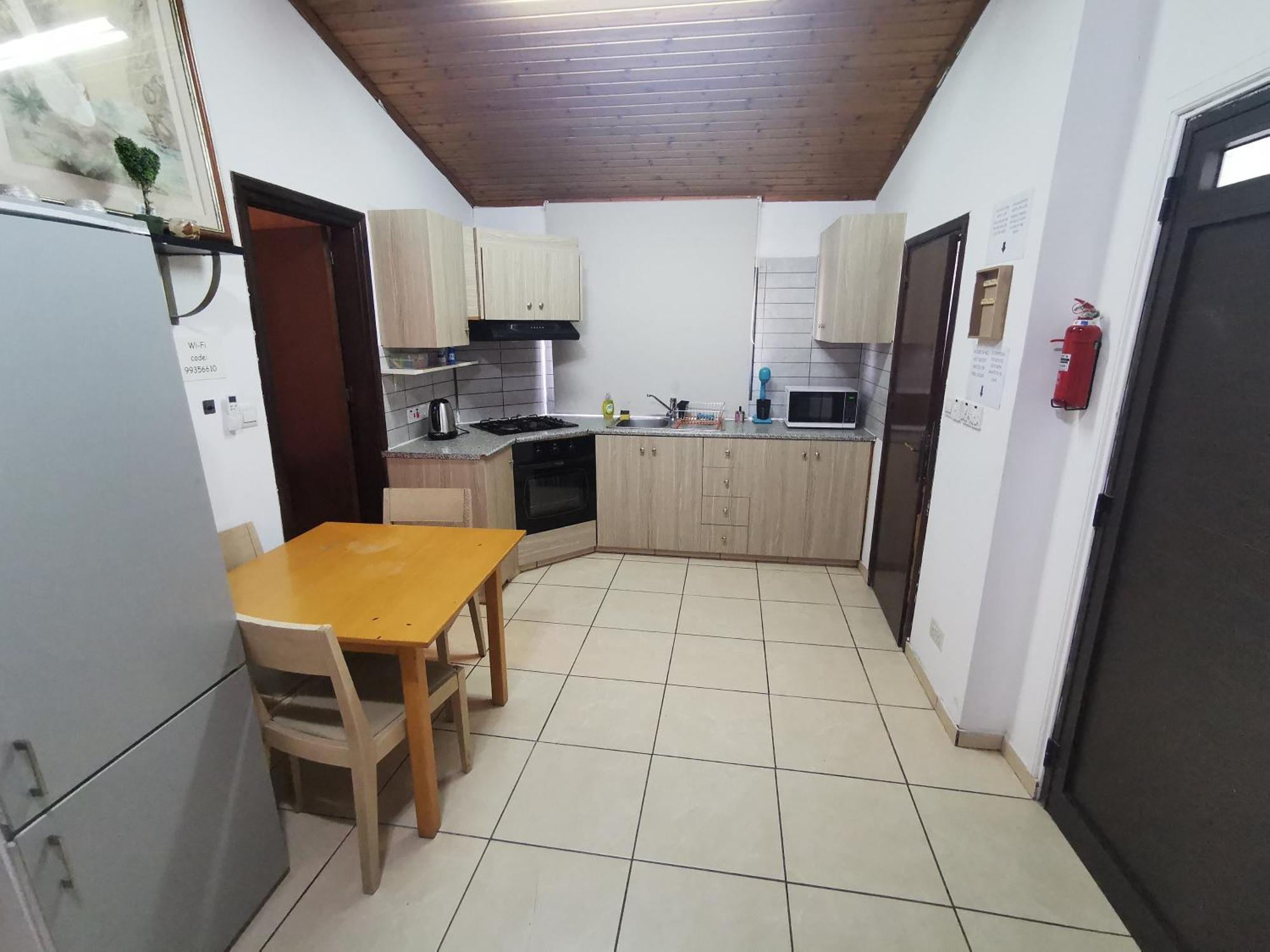 Strovolos Rooms Studios Λευκωσία Δωμάτιο φωτογραφία
